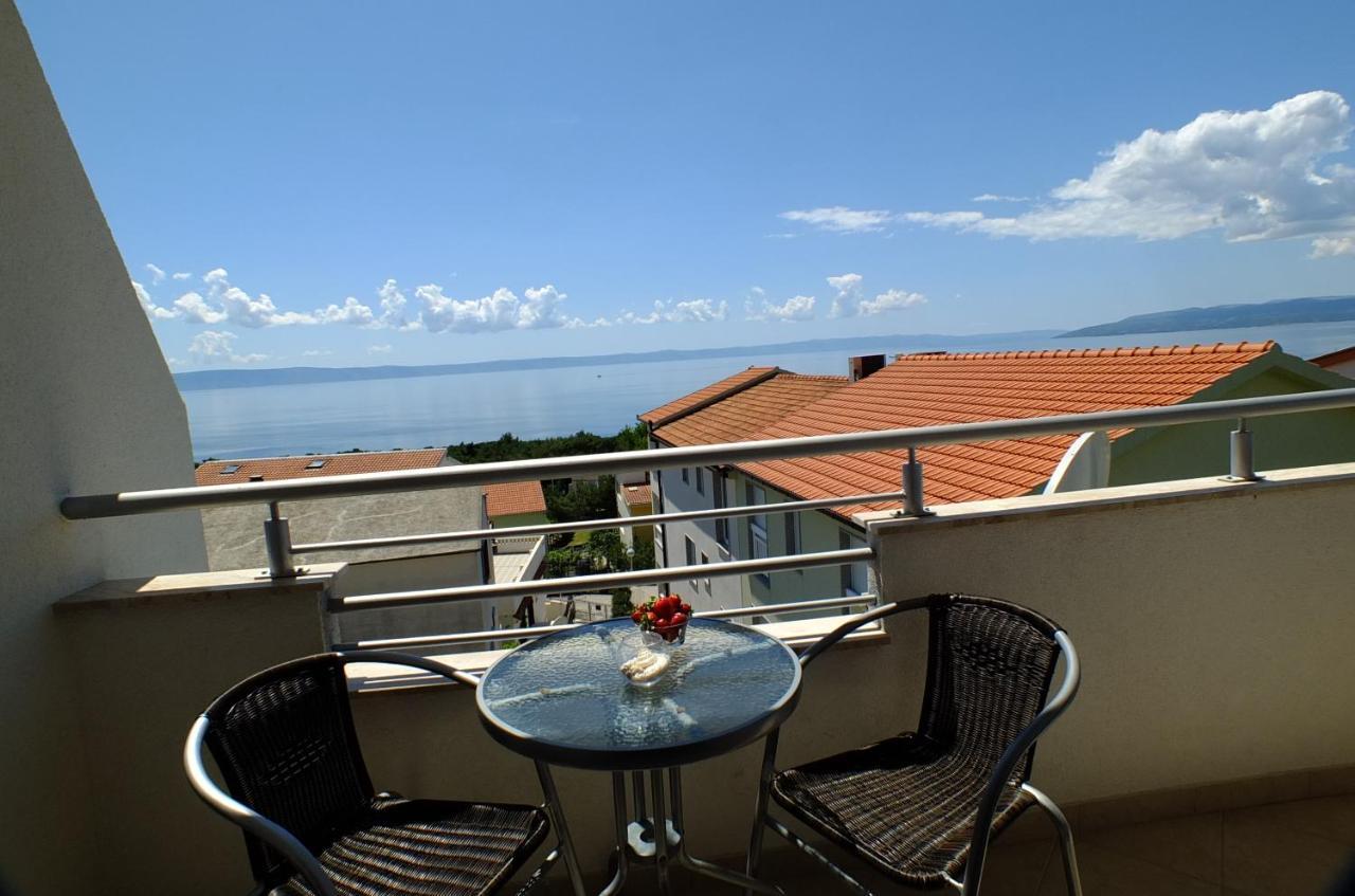 Grey House Appartement Makarska Buitenkant foto