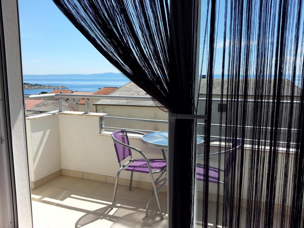 Grey House Appartement Makarska Buitenkant foto