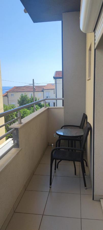 Grey House Appartement Makarska Buitenkant foto